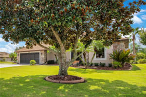 8838 BEACON HILL, MOUNT DORA, FL 32757 Sold 10/29/24