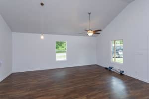 428 4 SEASONS, MASCOTTE, FL 34753 Sold 03/10/25