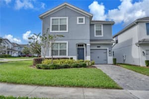 1592 Flange Dr, DAVENPORT