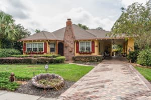 2390 Sheridan Rd, MOUNT DORA