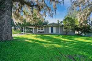 211 SARA LANE, LEESBURG, FL 34748 Sold 10/18/24