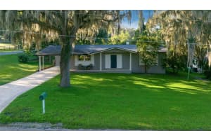 211 SARA LANE, LEESBURG, FL 34748 Sold 10/18/24