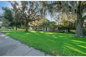 211 SARA LANE, LEESBURG, FL 34748 Sold 10/18/24