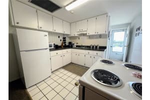 10301 US HIGHWAY 27 #31, CLERMONT, FL 34711 Sold 10/31/24