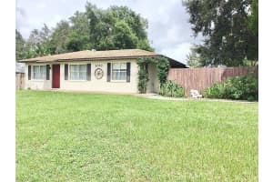 2010 VINE STREET, LEESBURG, FL 34748 Sold 03/12/25