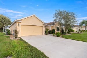 893 WINIFRED WAY, THE VILLAGES, FL 32162 Sold 01/02/25