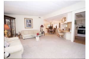 16 ROBIN ROAD, WILDWOOD, FL 34785 Sold 05/02/25