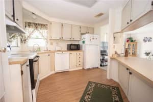 16 ROBIN ROAD, WILDWOOD, FL 34785 Sold 05/02/25