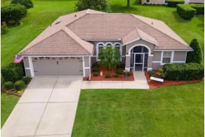 5208 GROVE MANOR, LADY LAKE, FL 32159 Sold 02/28/25