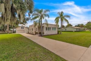 569 KENTUCKY AVENUE, UMATILLA, FL 32784 Sold 10/31/24
