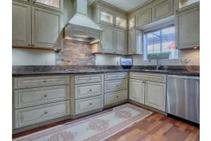 1118 AVENIDA DE LAS CASAS, THE VILLAGES, FL 32159 Sold 11/12/24