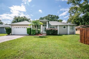 27637 LISA DR, TAVARES, FL 32778 Sold 08/29/25