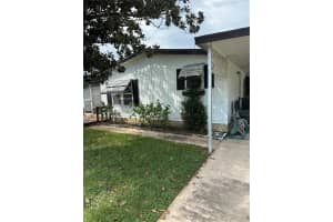 709 ROYAL PALM AVENUE, THE VILLAGES, FL 32159 Sold 11/01/24