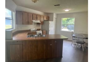 207 FERN COURT, LEESBURG, FL 34748 Sold 12/23/24
