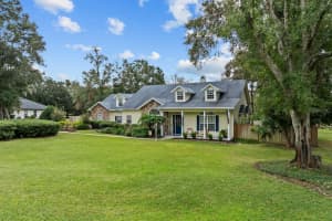 33117 WINDY OAK STREET, SORRENTO, FL 32776 Sold 02/24/25