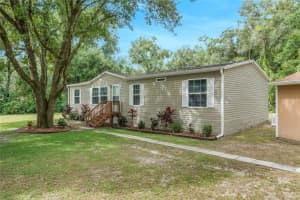 38521 LAKEVIEW DRIVE, LADY LAKE, FL 32159 Sold 03/21/25