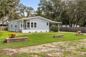 8701 Silver Trl, LEESBURG