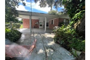 601 COLLEGE AVENUE, FRUITLAND PARK, FL 34731 Sold 03/03/25