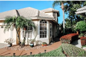 9015 HEATHLAND COURT, MOUNT DORA, FL 32757 Sold 04/01/25