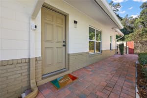 23700 CENTRAL AVE, SORRENTO, FL 32776 Sold 01/06/25