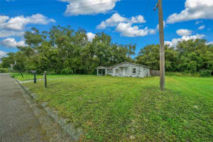 1217 RUSSELL AVENUE, EUSTIS, FL 32726 Sold 12/20/24