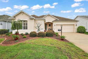 695 MAYBANK LOOP, THE VILLAGES, FL 32162 Sold 02/05/25