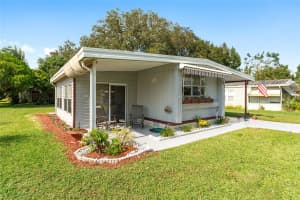 805 ROSEAPPLE AVENUE, THE VILLAGES, FL 32159 Sold 04/01/25