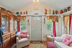 652 TREMAIN STREET, MOUNT DORA, FL 32757 Sold 12/04/24