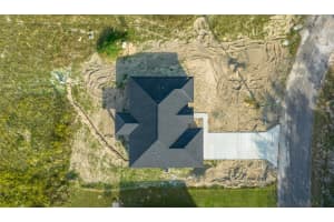 20 BAY PLACE COURT, OCKLAWAHA, FL 32179 Sold 03/10/25