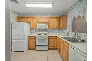 663 POST OAK CIRCLE, ALTAMONTE SPRINGS, FL 32701 Sold 12/02/24