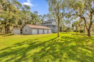 7373 CIRCLE DRIVE, LADY LAKE, FL 32159 - MLS#MFRG5088305