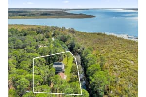 7373 CIRCLE DRIVE, LADY LAKE, FL 32159 - MLS#MFRG5088305