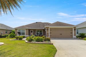 812 JOURNEY LANE, THE VILLAGES, FL 32163 Sold 05/09/25