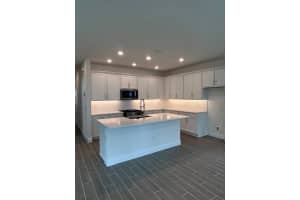 176 EAGLESTON LANE, LAKEWOOD RCH, FL 34240 - MLS#MFRG5088357
