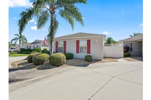 2403 BAYBERRY COURT, THE VILLAGES, FL 32162 Sold 01/07/25
