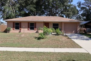 540 PARK GLEN DRIVE, TAVARES, FL 32778 Sold 03/31/25