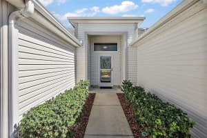 1215 EL ESPARZA LANE, LADY LAKE, FL 32159 Sold 02/27/25