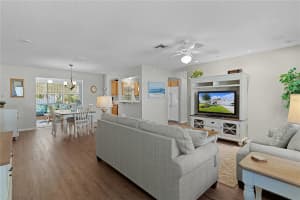 512 VALENCIA PLACE, THE VILLAGES, FL 32159 Sold 11/26/24
