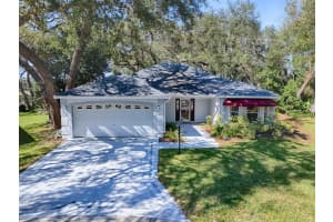 1015 AMARILLO PLACE, LADY LAKE, FL 32159 Sold 12/16/24