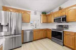 2007 CASTANO PLACE, THE VILLAGES, FL 32159 Sold 01/30/25