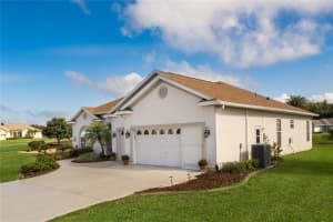 12415 174TH LOOP, SUMMERFIELD, FL 34491 Sold 01/27/25