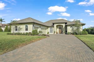5417 EMERALD BAY LANE, LADY LAKE, FL 32159 Sold 01/31/25