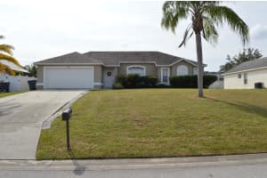 5629 LOMA VISTA COURT, DAVENPORT, FL 33896 Sold 01/07/25
