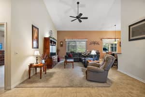 1720 PARK FOREST BOULEVARD, MOUNT DORA, FL 32757 - MLS#MFRG5089107