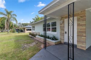 294 DICIE AVENUE, EUSTIS, FL 32726 Sold 01/22/25