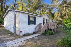 806 SUMMIT STREET, LADY LAKE, FL 32159 Sold 03/19/25