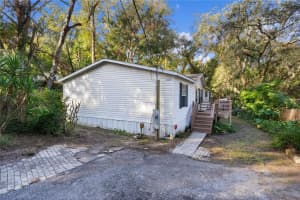 806 SUMMIT STREET, LADY LAKE, FL 32159 Sold 03/19/25