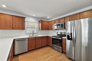 957 WREN STREET, THE VILLAGES, FL 32163 Sold 02/28/25