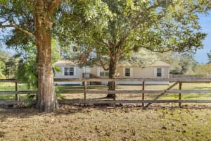 42200 MAGGIE JONES ROAD, PAISLEY, FL 32767 Sold 06/23/25