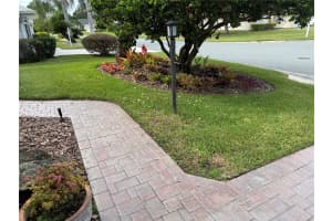 21630 KING HENRY AVENUE, LEESBURG, FL 34748 - MLS#MFRG5089393